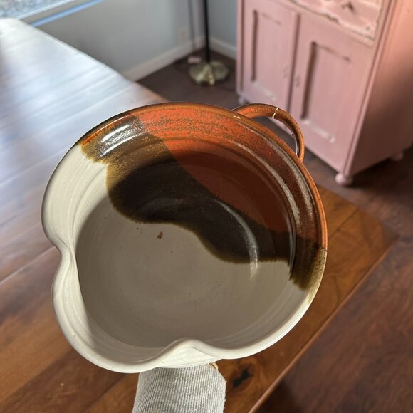Vintage Art Studio Pottery Crock with Handle Signed 70s Style - Picture 2 of 4